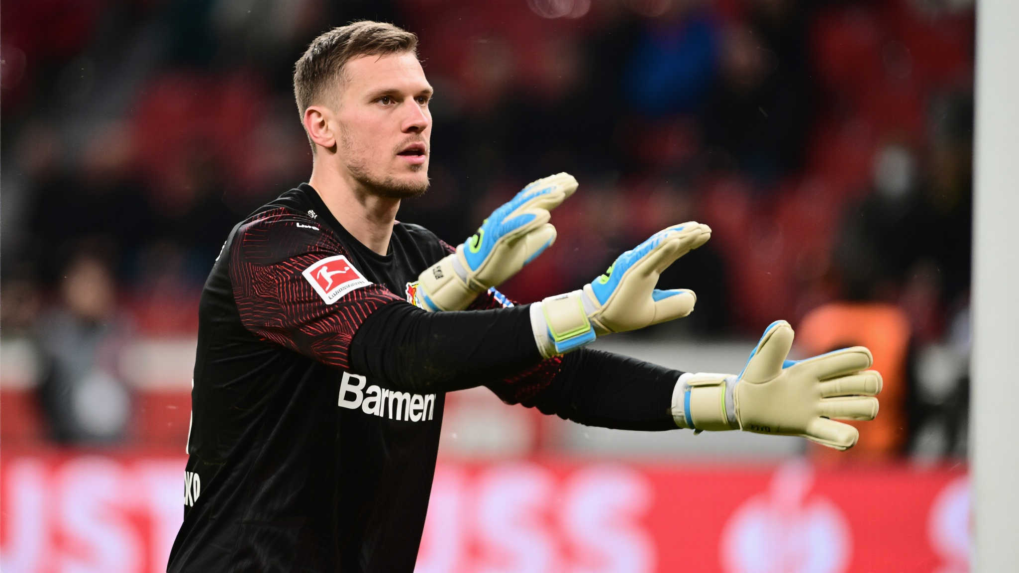 对于勒沃库森这支以进攻见长、但后防稍显薄弱的问题，